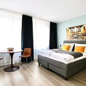 Appartement Arthouse Im Pantaleonsviertel, Keulen